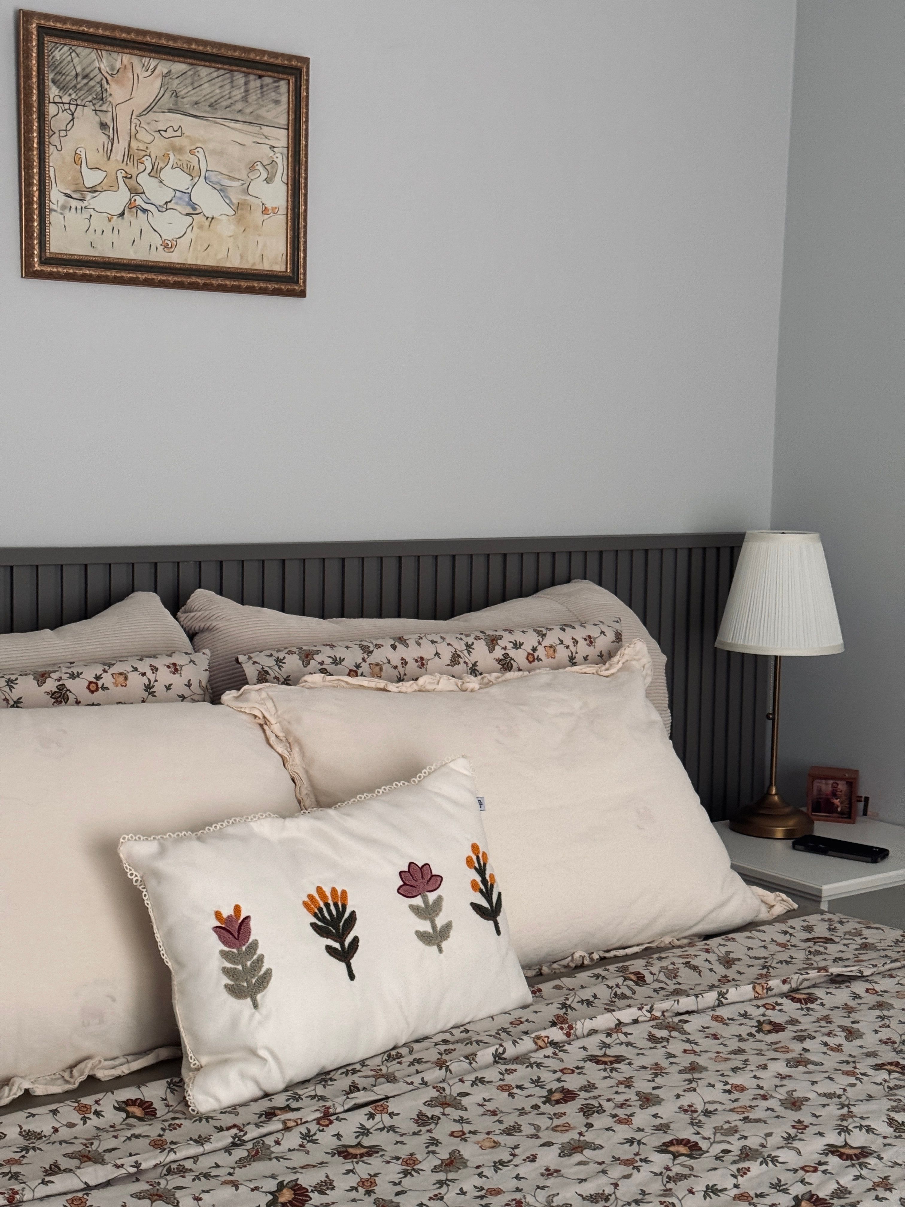 Original photograph of a patterned bedding set